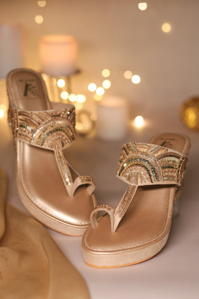 Maya Wedges