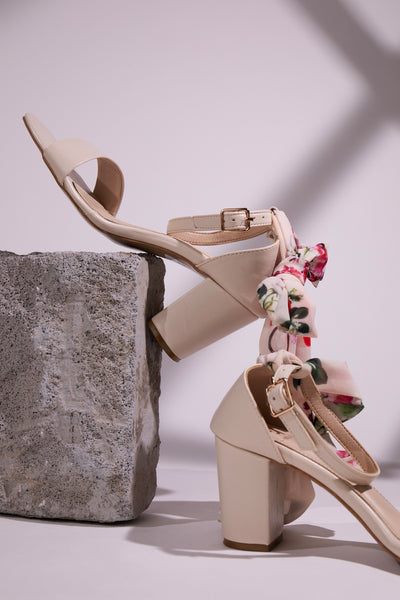 Springfield Tie-up Heels