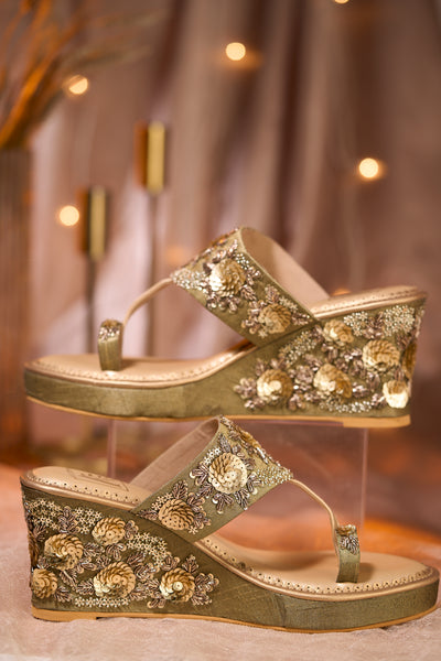 Blossom Treasure Wedges