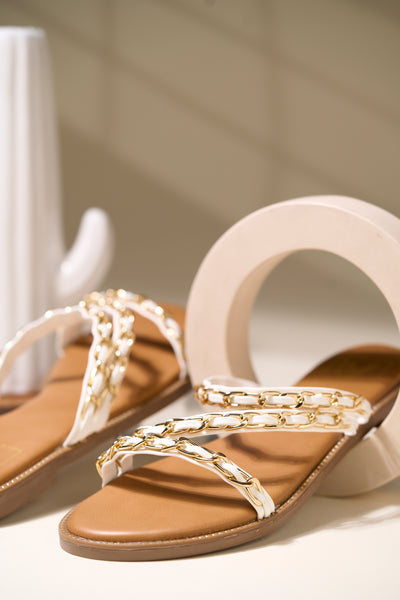 Evelyn White Flats