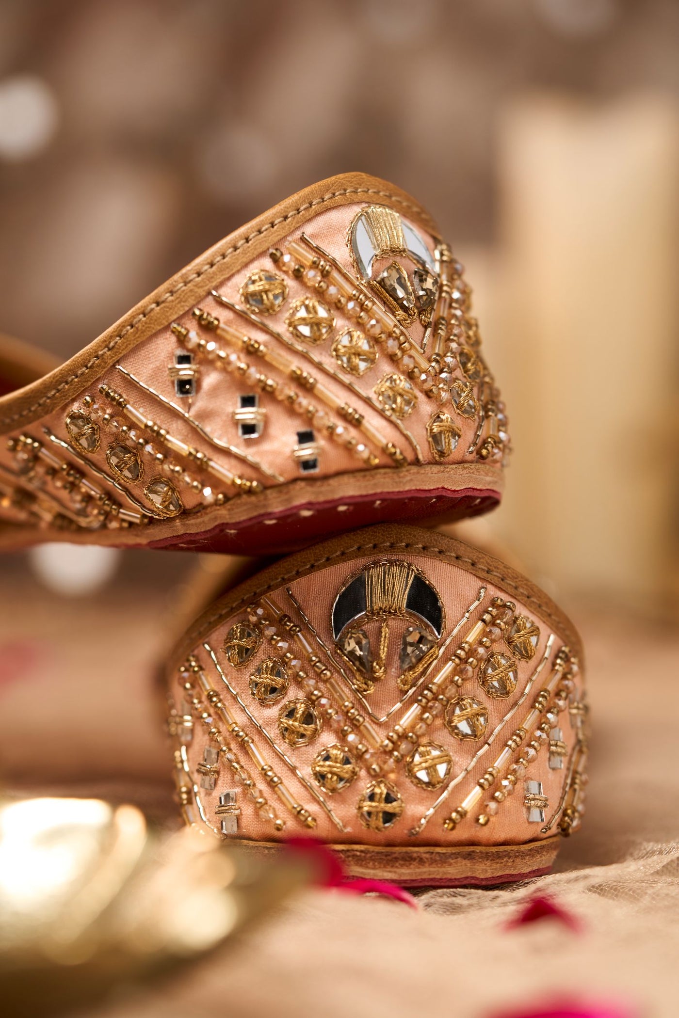 Mehfil Juttis