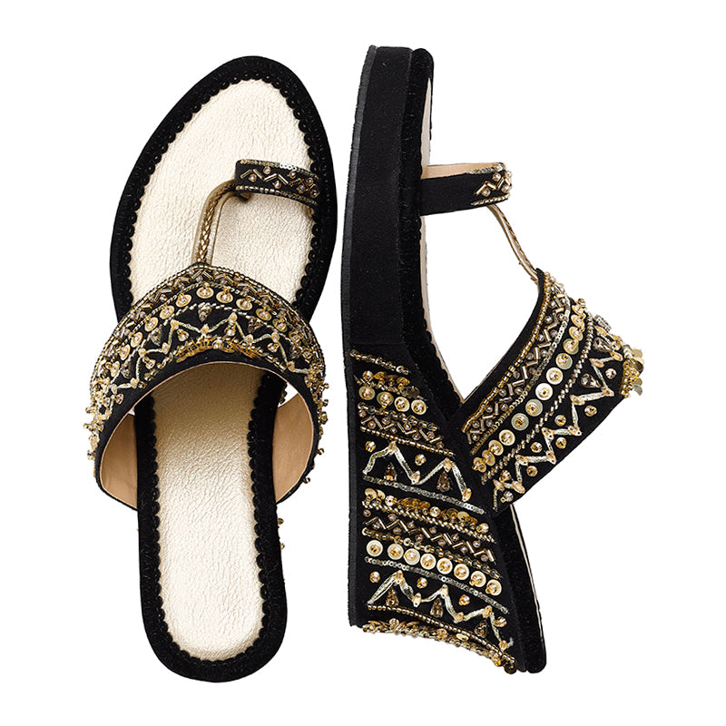 Ruhaaniyat Wedges