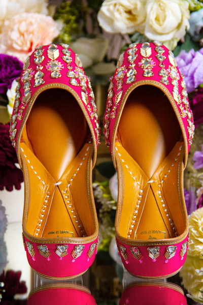 Gulabo Juttis