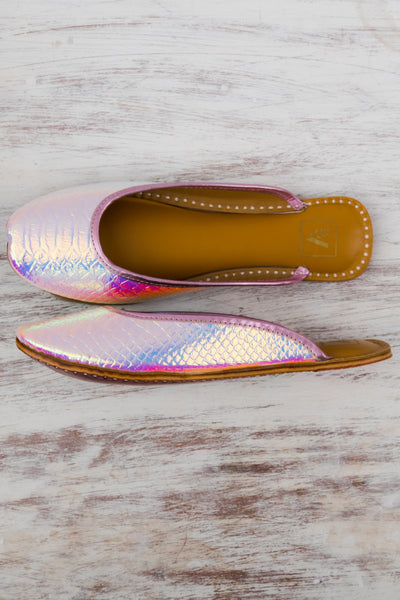 Candified Open-Back Juttis