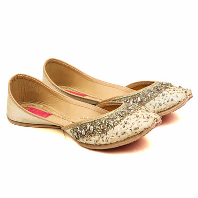 Tiara Juttis